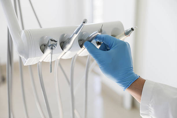 Professional Emergency Dentist technician working in Bridgehampton, NY